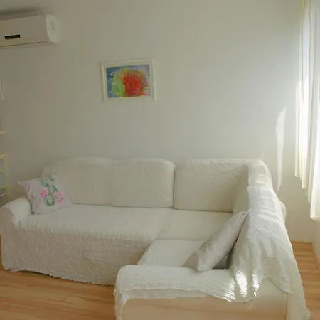 Apartment Sunny